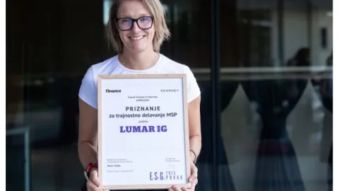 Lumar prejel nagrado za trajnostno poslovanje med malimi in srednje velikimi podjetji v Sloveniji