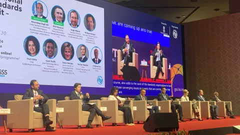 Globalna tela za standardizaciju najavljuju samit o AI standardima 2025-te