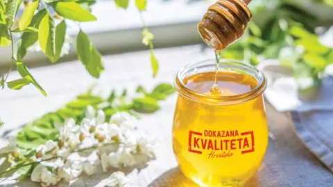 Oznaka dokazane kvalitete za hrvatski med jamči vrhunsku kvalitetu, lokalno porijeklo i strogi nadzor